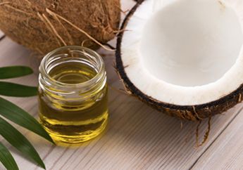 Bahaya Menggunakan Minyak Kelapa Untuk Perawatan Kulit Wajah