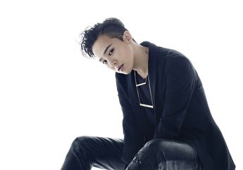 G-Dragon Gelar Pameran Seni, Indonesia Jadi Salah Satu Negara Pilihannya!