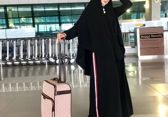 5 Inspirasi Outfit Hijab Ala Mulan Jameela yang Selalu Tampil Stylish dengan Balutan Gamis Syari