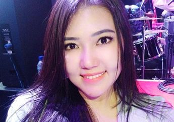 Makin Fashionable, Inilah Koleksi Sepatu Boots Via Vallen yang Miliki Harga Fantastis!