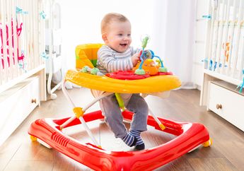 Penggunaan Baby Walker Tidak Disarankan,  Berikut Penjelasannya!