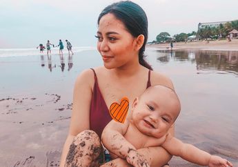 Intip yuk Penampilan Elegan Rachel Venya dengan Celana Transparan, Hot Mama!