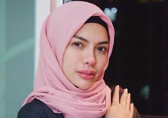 Beredar Video Nikita Mirzani Sedang Menghisap Rokok