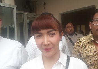 Di Pengadilan, Roro Fitria Ceritakan Asyiknya Ikuti  Tari Poco-poco