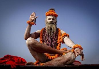 Mengerikan! Sadhu Aghori Sengaja Berhubungan Intim di Tengah Kerumunan Mayat Agar Lebih Sakti