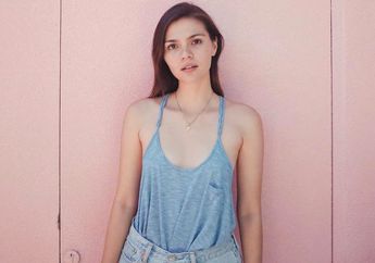 Lihat yuk Penampilan Firrina Sinatrya, Istri Petra Sihombing yang Kece dengan Gaya Old School Meski Sedang Hamil!