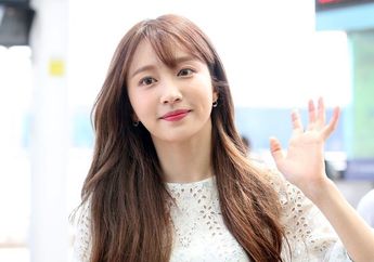 Pergi ke Taiwan, Intip yuk Penampilan Feminin Hani EXID dengan Outfit Bernuansa Lace!