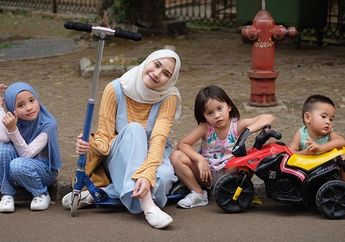 Zaskia Adya Mecca Ceritakan Keseruannya saat Ajak sang Buah Hati Menonton Pawai Obor Asian Games