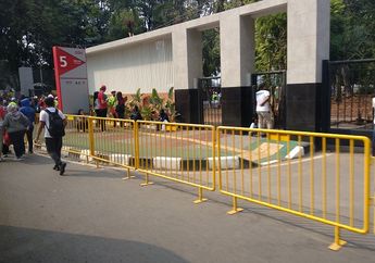 Jelang Pesta Pembukaan Asian Games 2018, Botol Air Kemasan Mulai Berserakan di Kawasan GBK