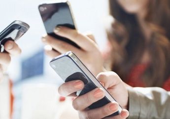 Unik! Dengan 3 Barang ini Kamu Bisa Atasi Kecanduan Gadget yang Parah