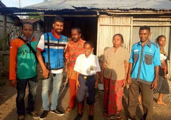 Tak Hanya Uang 50 Juta dari Hotman Paris, Inilah 5 Deretan Hadiah Lainnya yang Diterima Joni Si Pemanjat Tiang Bendera