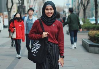 5 Potret Cantik dan Modis Defia Rosmaniar, Altlet Berhijab yang Menyumbang Medali Emas Pertama untuk Indonesia