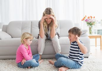 Kakak dan Adik Sering Berkelahi di Rumah? Rupanya Ada Sisi Positifnya loh!