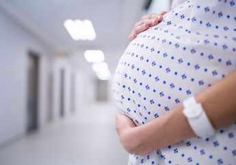 Persalinan Normal Lebih Sakit dari Operasi Cesar? Intip Penjelasan dan Mitos Lainnya yuk