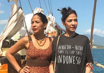 Kenalan dengan Si Kembar Amanda dan Janna Soekasah, Anak Desainer Ghea Panggabean