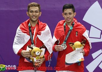 Meski Tak Raih Emas, Fajar dan Rian Tetap Penuhi Nazar Ke Orangtuanya