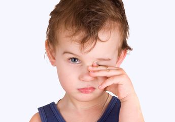Mata Anak Berair Padahal Tidak Menangis? Yuk Kenali Penyebabnya