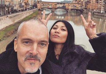 Ya Ampun! Suami Anggun C Sasmi Terbang ke Amazon Cuma Mau Icip Semut Panggang