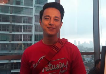 Banyak Pertimbangan, Billy Davidson Tunda Niat untuk Segera Menikah