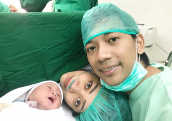  Selamat! Rian D'Masiv Dikaruniai Anak Kedua Berjenis Kelamin Laki-Laki