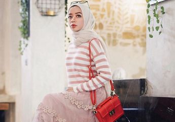 Tampil Stylish dan Kece dengan Outfit Garis-garis ala Hijabers