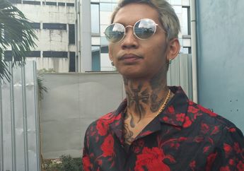 Sibuk Manggung, Young Lex Tak Dampingi Istrinya Melahirkan