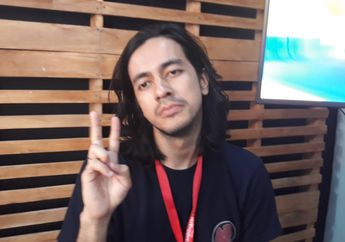 Tantangan Kelompok Penerbang Roket Tampil Sebelum Matahari Tenggelam