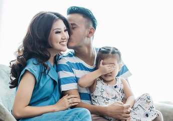 Saking Perhatiannya, Sarwendah Penuhi Mobil Ruben dengan Rantang Makan