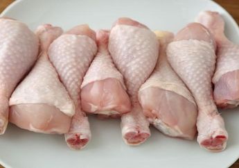 Jangan Lagi Menyimpan Daging Ayam Mentah di Kulkas dengan Cara Ini Jika Tak Ingin Seisi Kulkas Kena Dampaknya!