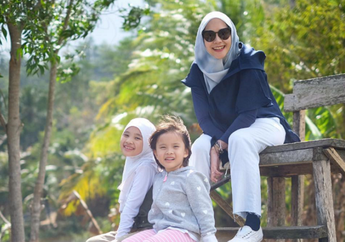 Masih Kecil, Anak-anak Zaskia Adya Mecca Sudah Suka Dandan!