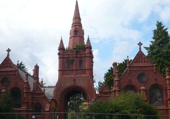 10 Bangunan Tua di Inggris, Ada yang Dicurigai Sebagai Tempat Pelatihan Teroris!