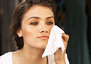 Inilah Rekomendasi 6 Tisu Pembersih Makeup yang Praktis dan Nggak Ribet!