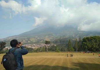 Sebelum Melawan Api, Begini Pesona Gunung Kembar Sindoro dan Sumbing