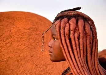 Tak Pernah Mandi, Wanita Suku Himba di Afrika ini Dinobatkan sebagai Perempuan Terindah, Apa Rahasianya?