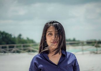 Nancy Margried Memadukan Batik Dengan Teknologi