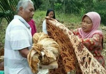 Viral, 3 Jasad Satu Keluarga Utuh dan Tak Berbau Saat Digali Kembali