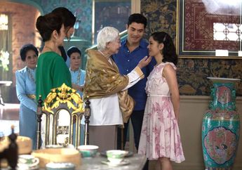 Ada Orang Indonesia di Balik Film Crazy Rich Asians yang Lagi Booming, Bikin Bangga!