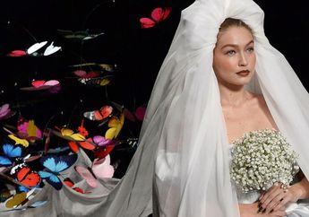 Bak Mempelai Wanita, Gigi Hadid Tampil dalam Gaun Pengantin di Milan Fashion Week