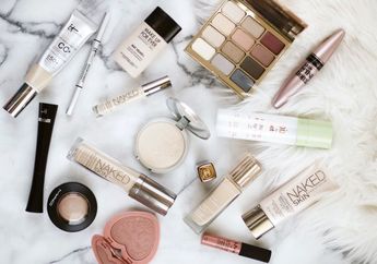 5 Produk Kecantikan yang Wajib Ada di Atas Meja Kerja