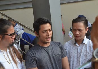 Kuasa Hukum Beberkan Alasan Kriss Hatta Tak Ikut Hadir ke KPI Hari Ini