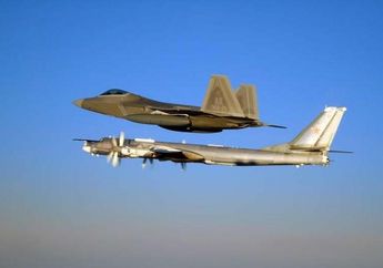 Permintaan Pilot Uni Soviet Agar Jet Tempur AS Jungkir Balik di Langit Layaknya Adegan Film Top Gun