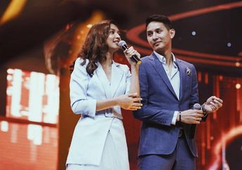 Mikha Tambayong Bersyukur Akhirnya Daniel Wenas Mau Diajak Pakai Baju Serasi