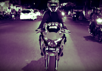 5 Tips Berkendara Bagi Para Lady Biker Hijabers, Biar Gamismu Ga Nyangkut!