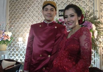 Ardina Rasti Gelar Siraman,&nbsp;Upacara Adat Jawa Tengah Menunjukan Jenis Kelamin Calon Anak Pertama Mereka