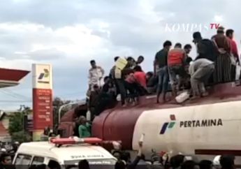 Update Gempa Donggala: Warga Korban Gempa Berebut BBM Langsung dari Truk Tangki Pertamina