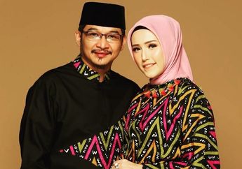 Punya 7 Anak dari Dua Kali Pernikahan hingga Sanggup Bangun Istana Seluas 6 Hektar, Pasha Ungu Kepergok Meeting dari Hape saat WFH: Nasib Ga Punya Laptop!