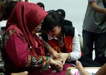 Ibunda Roro Fitria Meninggal Dunia, Sang Putri Menangis Histeris Hingga Pingsan di Penjara