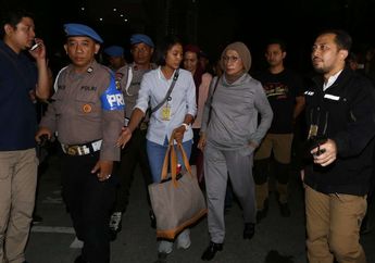 Berikut Deretan Barang yang Disita Polisi Usai Lakukan Penggeledahan di Rumah Ratna Sarumpaet