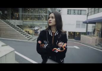 Raisa Jalan-jalan ke Tokyo, Contek 3 Gayanya dengan Outfit Berwarna Gelap!