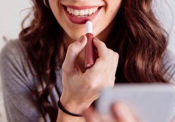 Rekomendasi 4 Lipstik Nude Lokal Terjangkau Untuk Menutupi Bibir Hitam